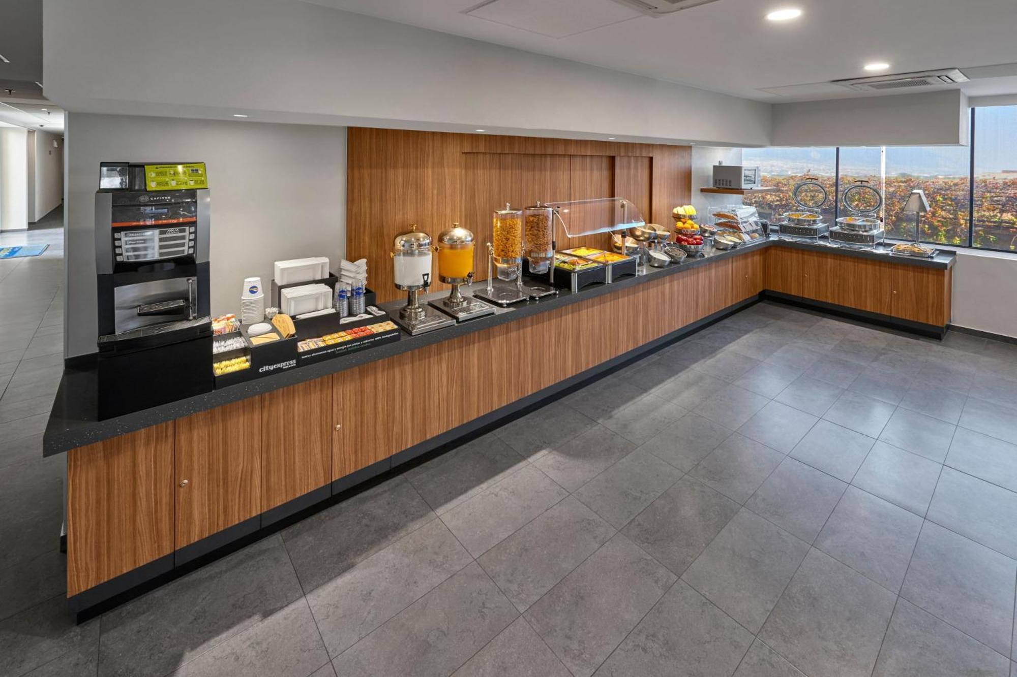 Express By Marriott Monterrey Santa Catarina (Nuevo Leon)