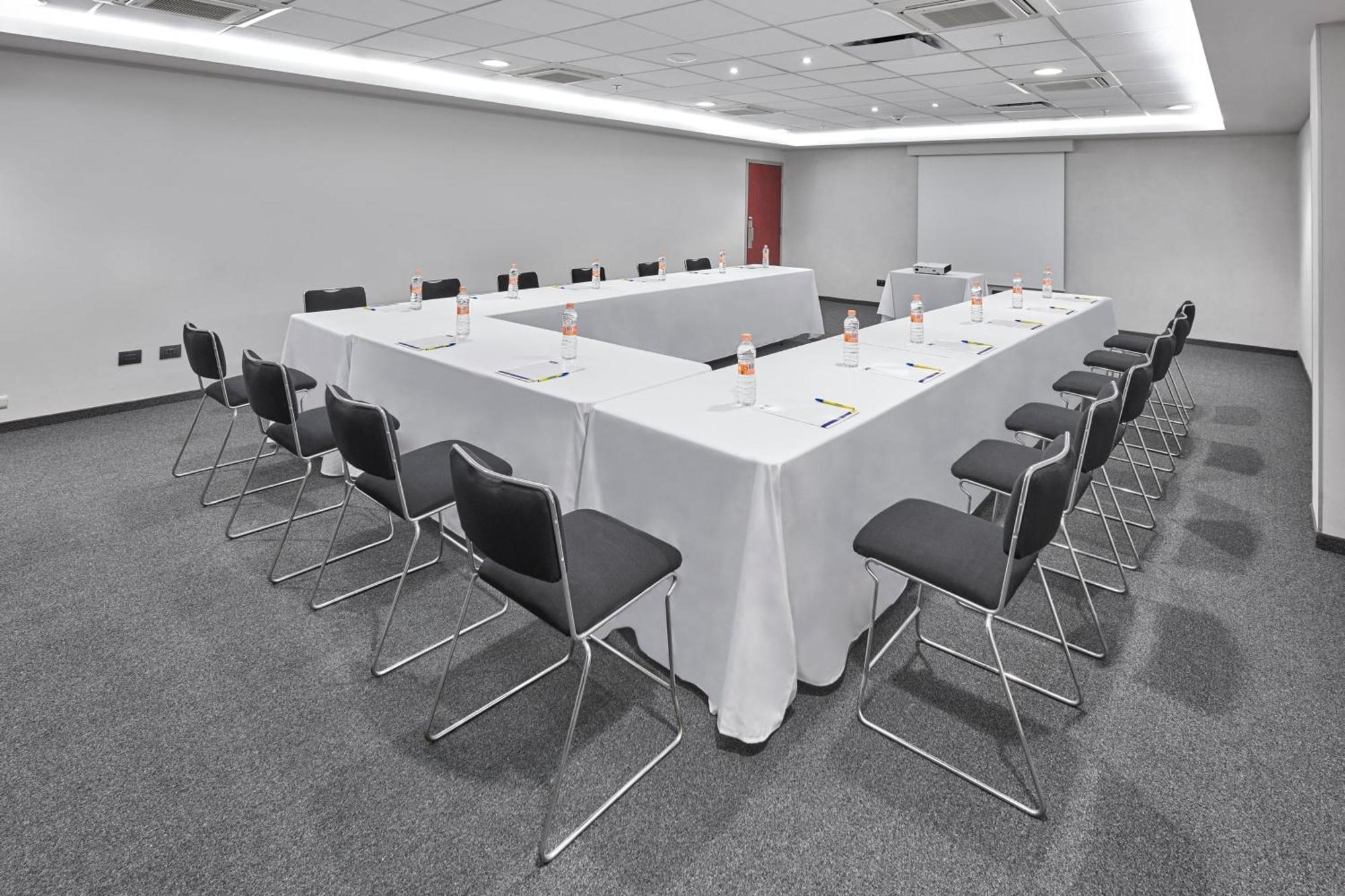 Express By Marriott Monterrey Santa Catarina 4*