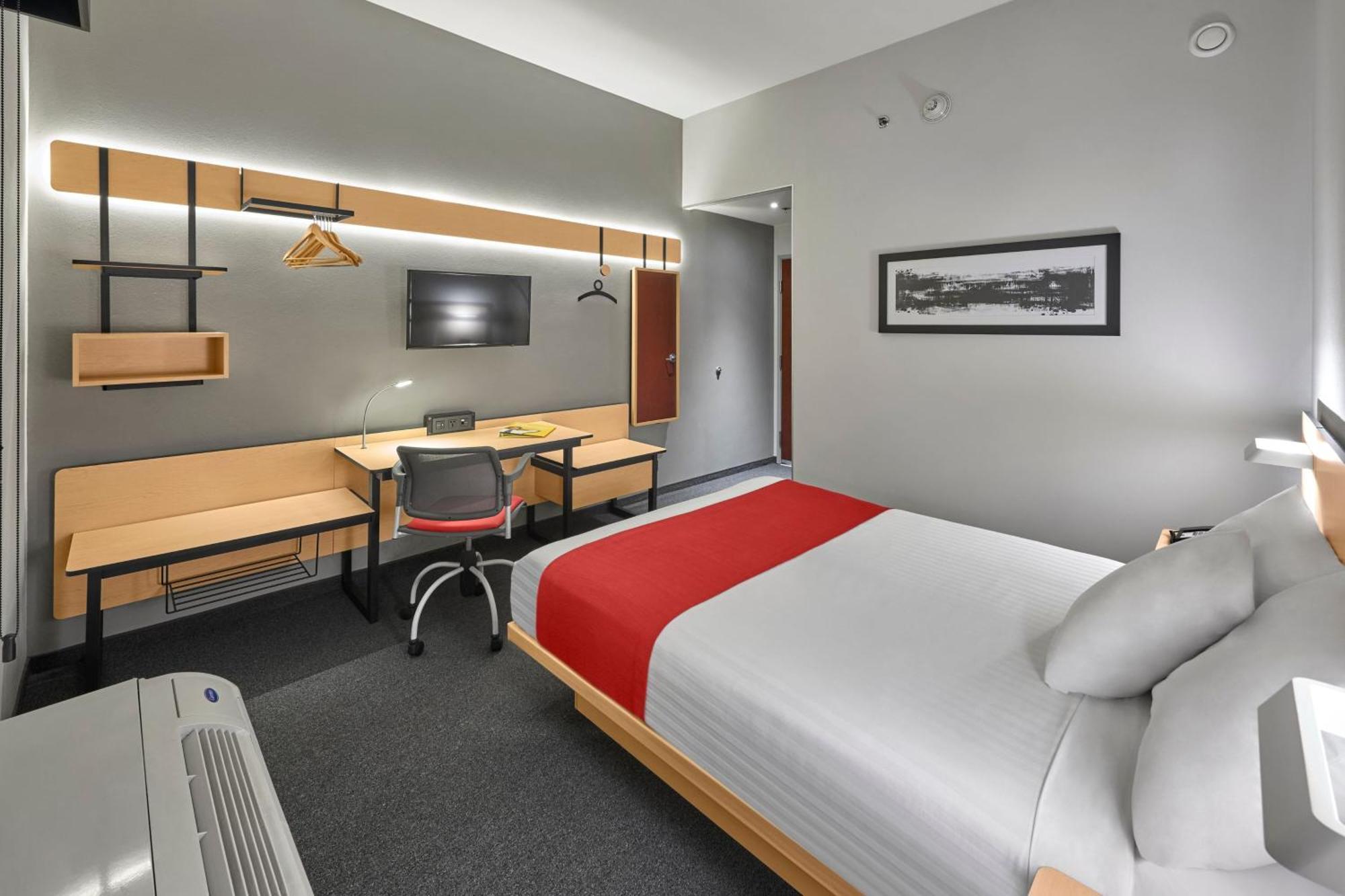 Express By Marriott Monterrey Santa Catarina Hotel 4*